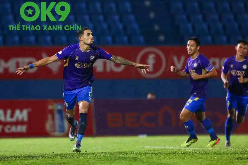 OK9 Bóng Đá Việt: Đỗ Hoàng Hên Bất Ngờ Vắng Mặt, Xuân Son Lỡ Hẹn ĐT Việt Nam?